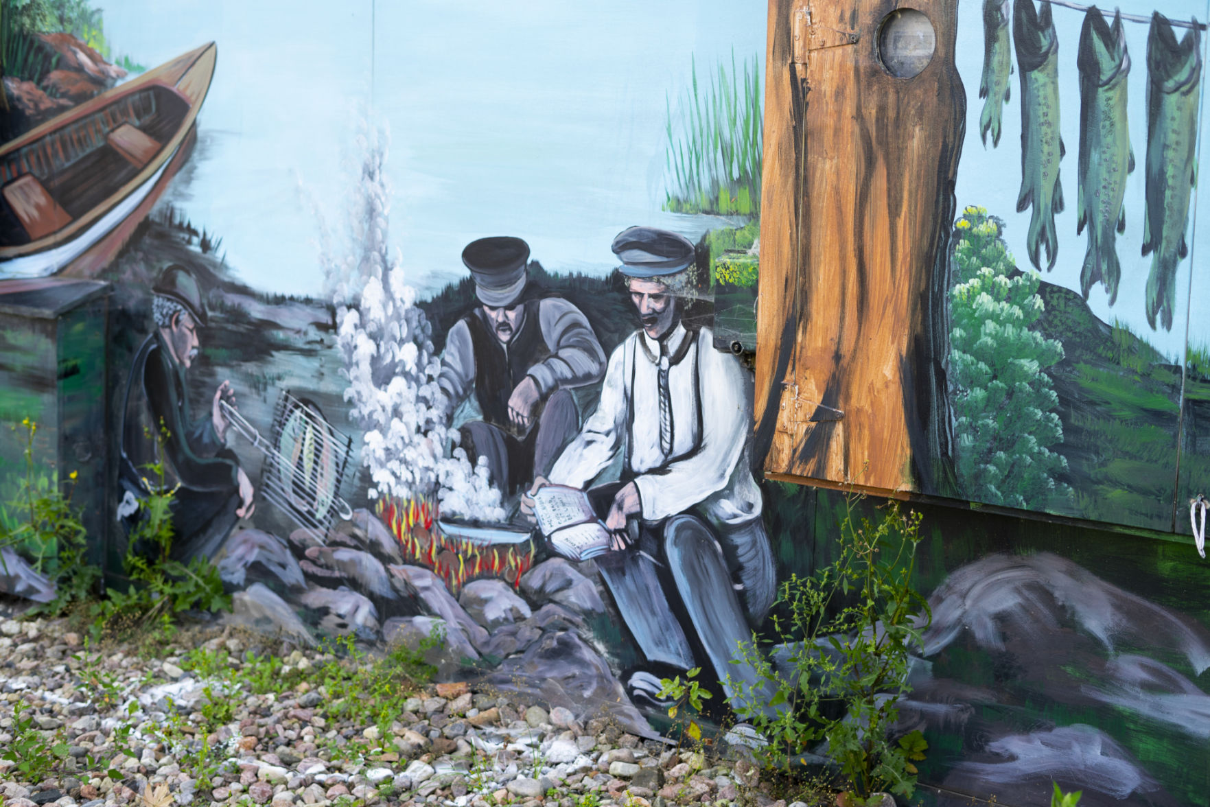 St. Lawrence River area mural artist goes with the artistic flow